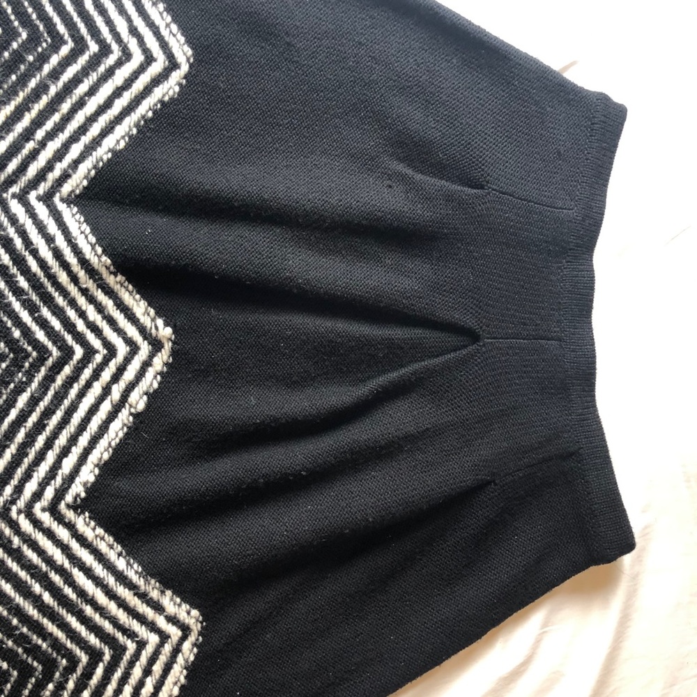 Valentino Wool Pleated Skirt - Picture 2 of 7